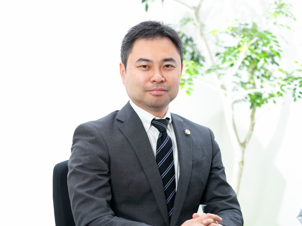 lawyer-card