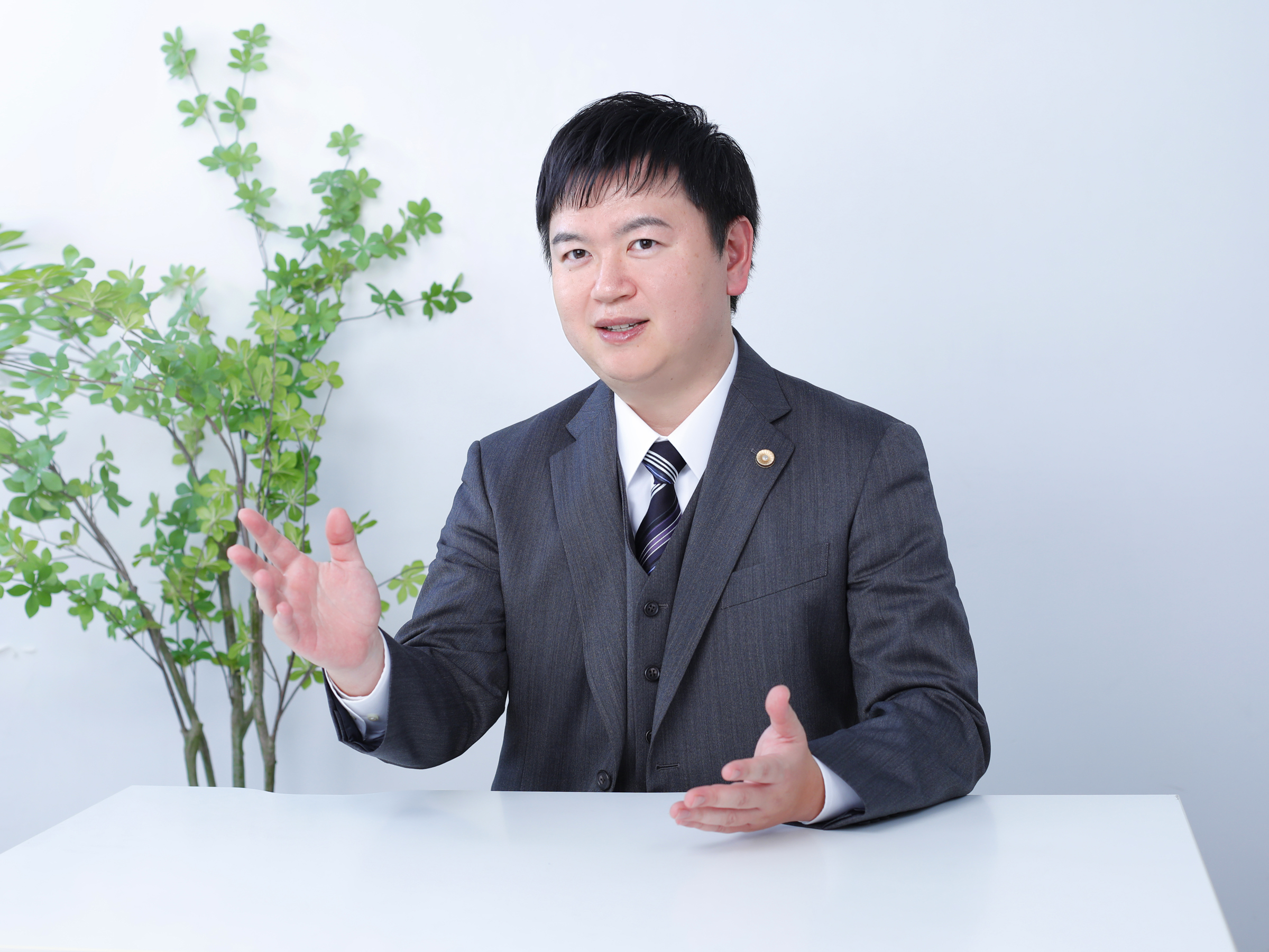 lawyer-card