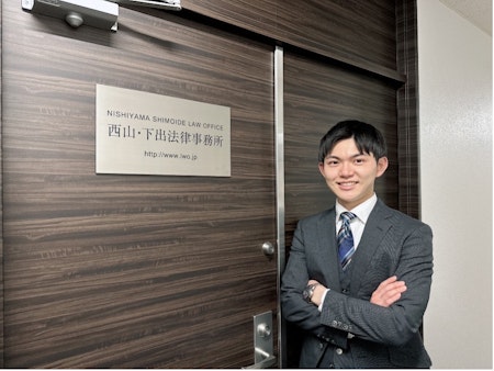 lawyer-card