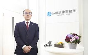 lawyer-card