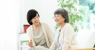 成年後見人になれる人とは？家族はなれる？あとから変更できるのかも解説