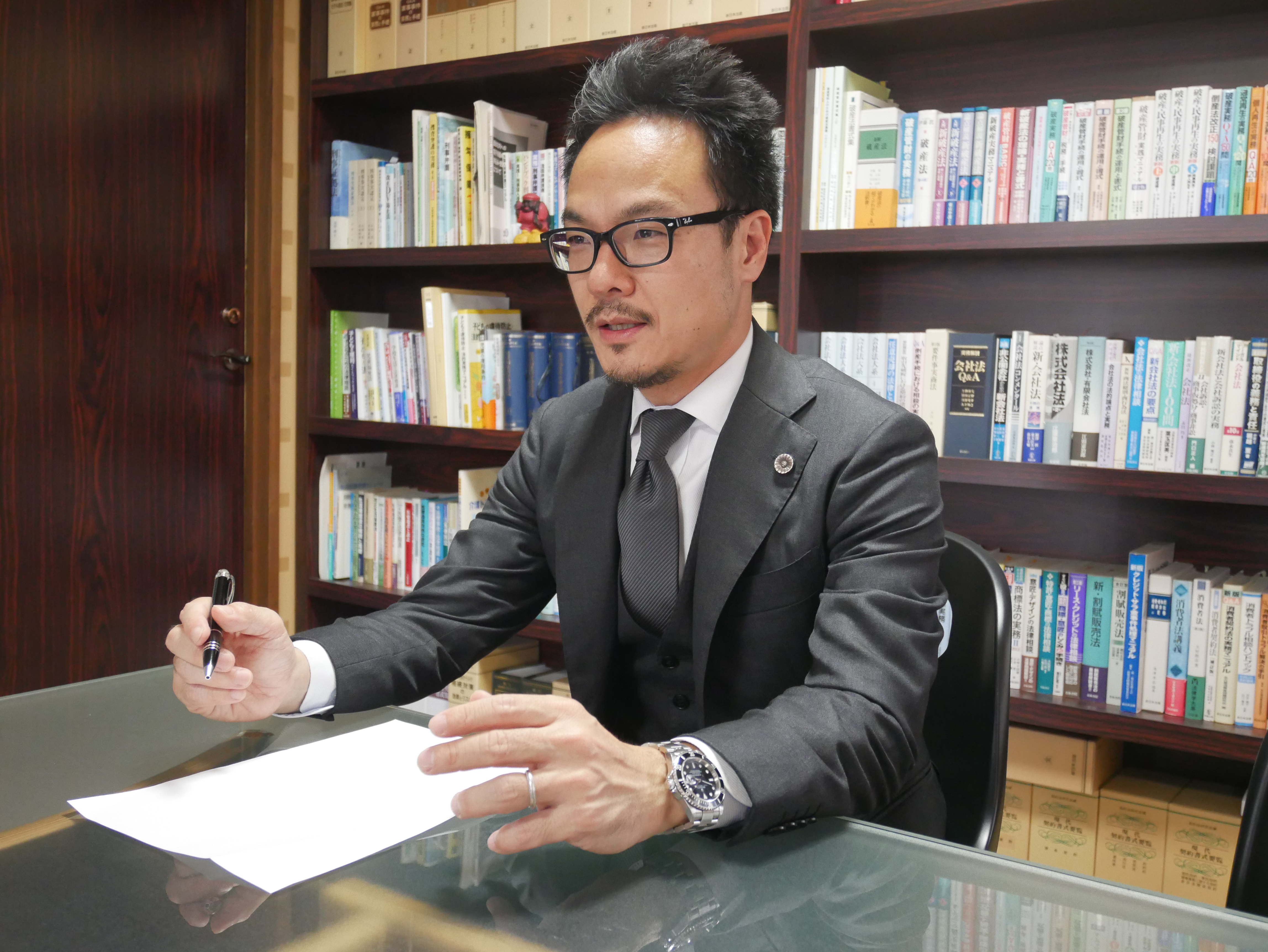 lawyer-card