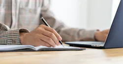 法定相続情報証明制度とは?メリットや手続きの流れ、かかる費用を解説