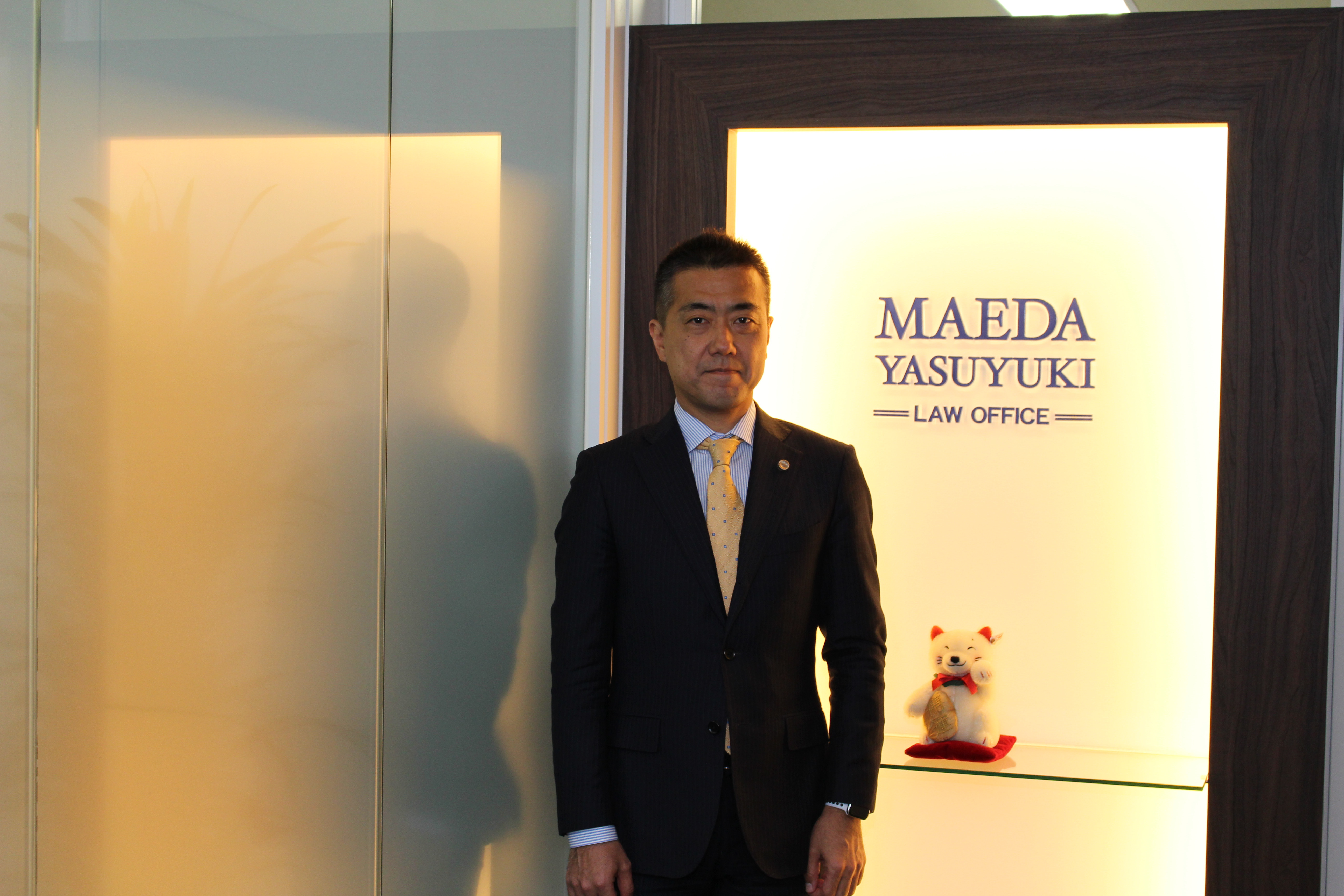 lawyer-card
