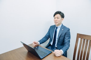 lawyer-card