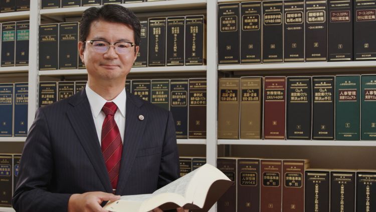 lawyer-card