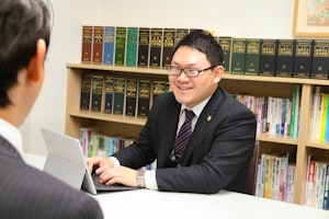 lawyer-card
