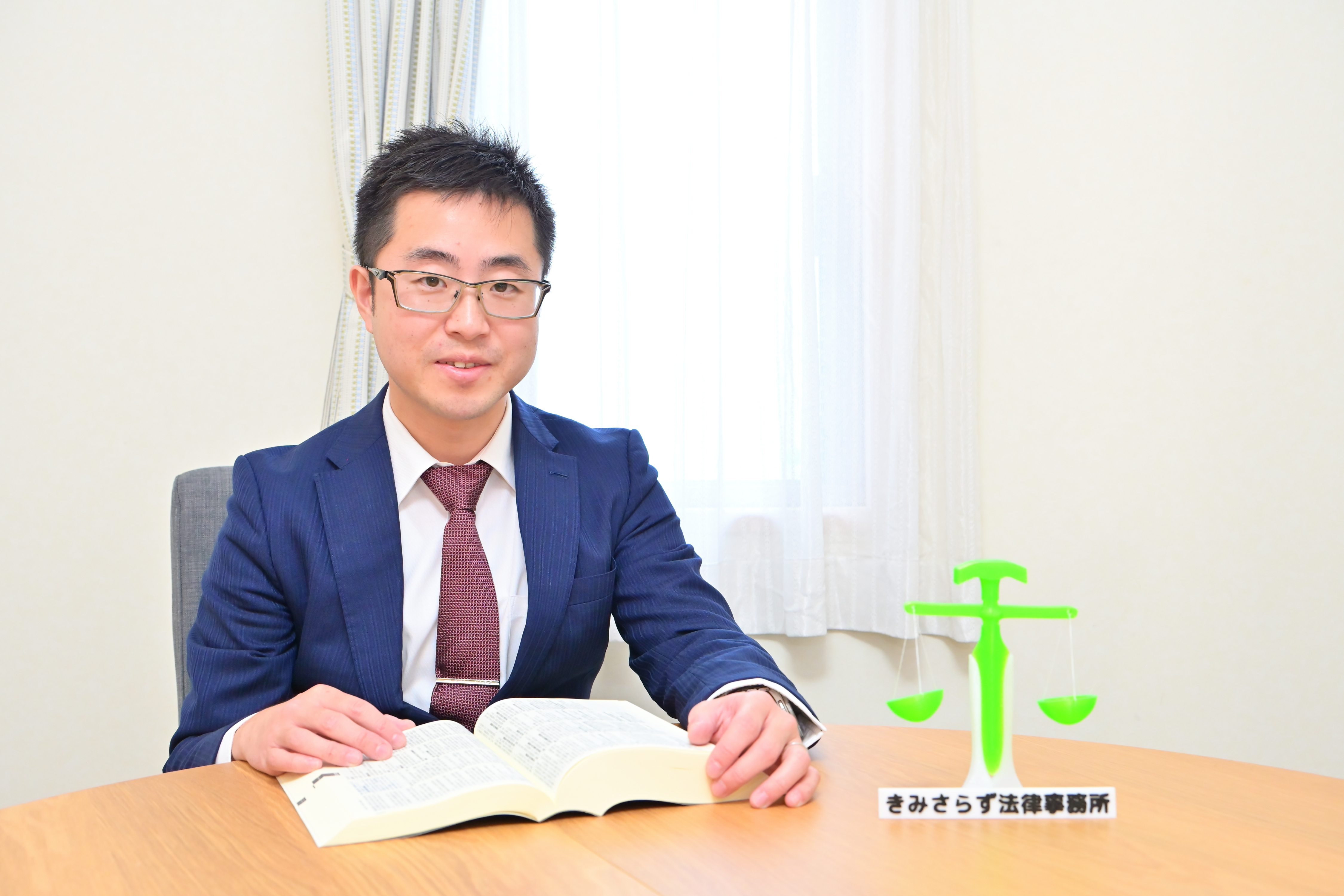 lawyer-card