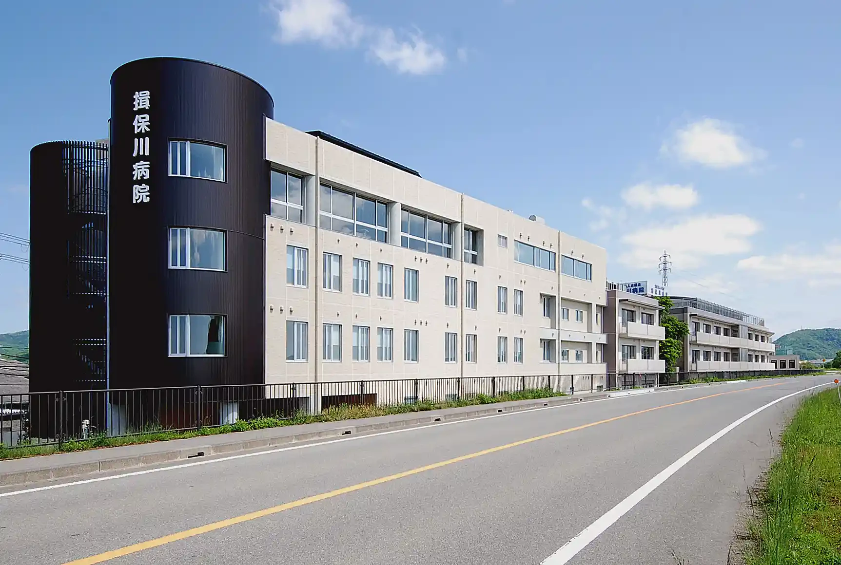 34歳で看護師になった看護部長が語る、「縛らない看護」と揖保川病院の未来