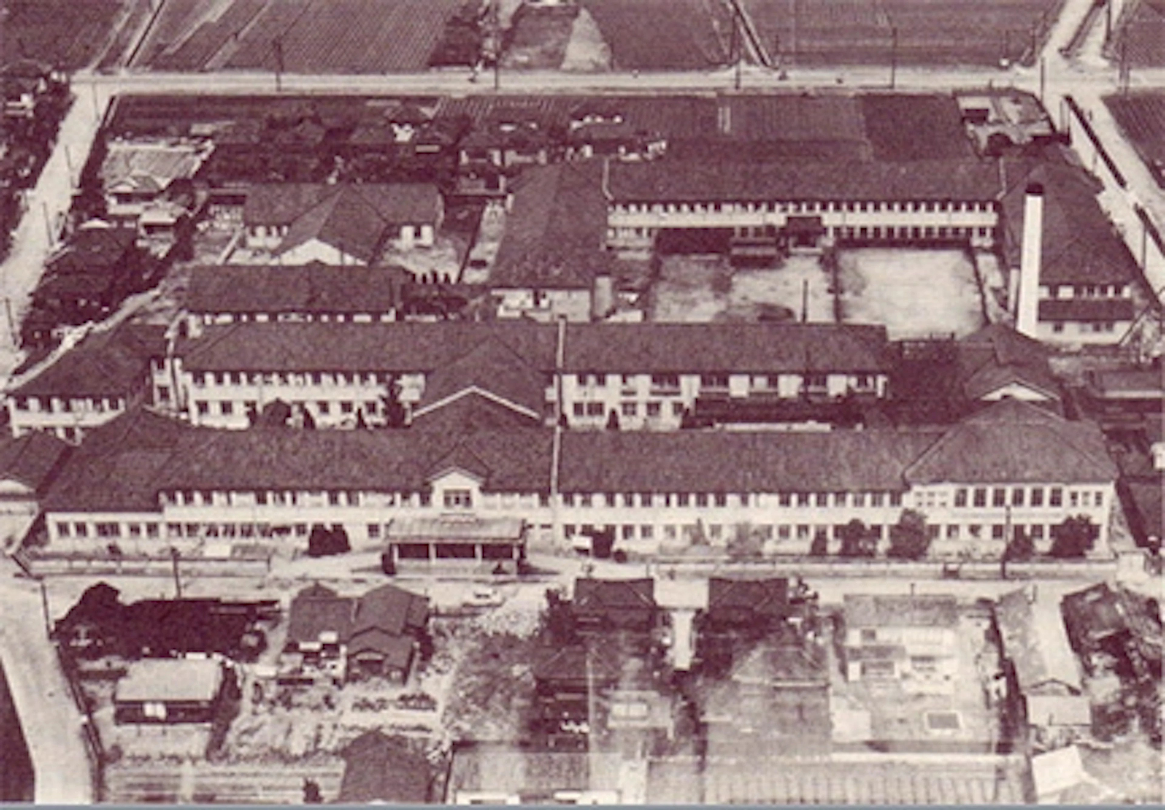 川西航空機（現・新明和工業）