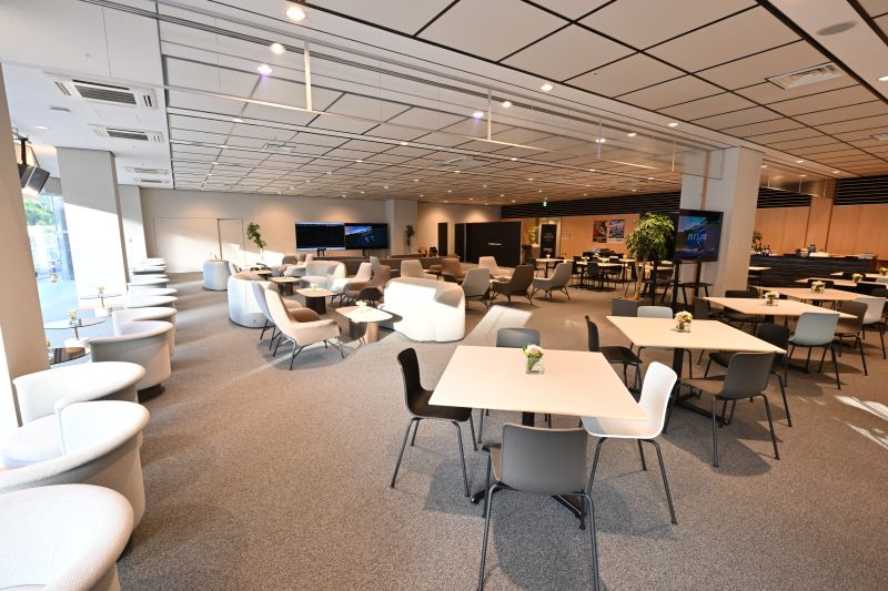 Premier Lounge 4563 | 2025年 全日本スーパーフォーミュラ選手権 第9