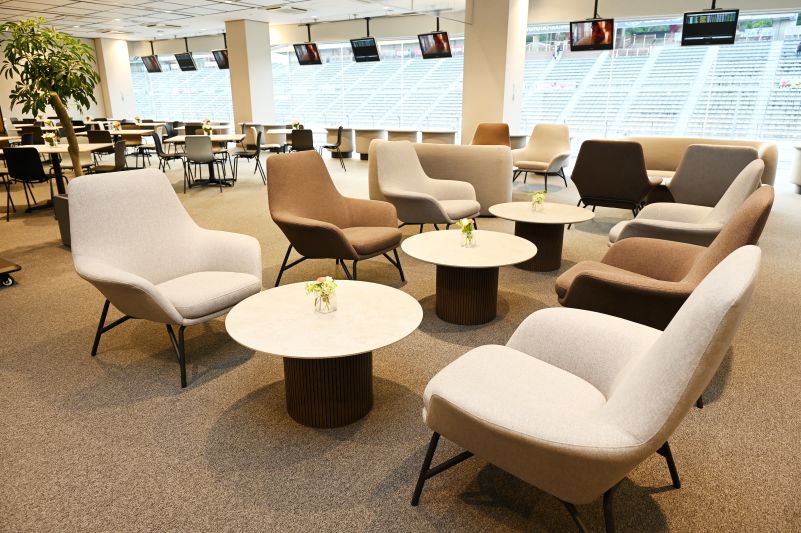 Premier Lounge 4563（6/19（木）販売開始予定） | 2025 AUTOBACS