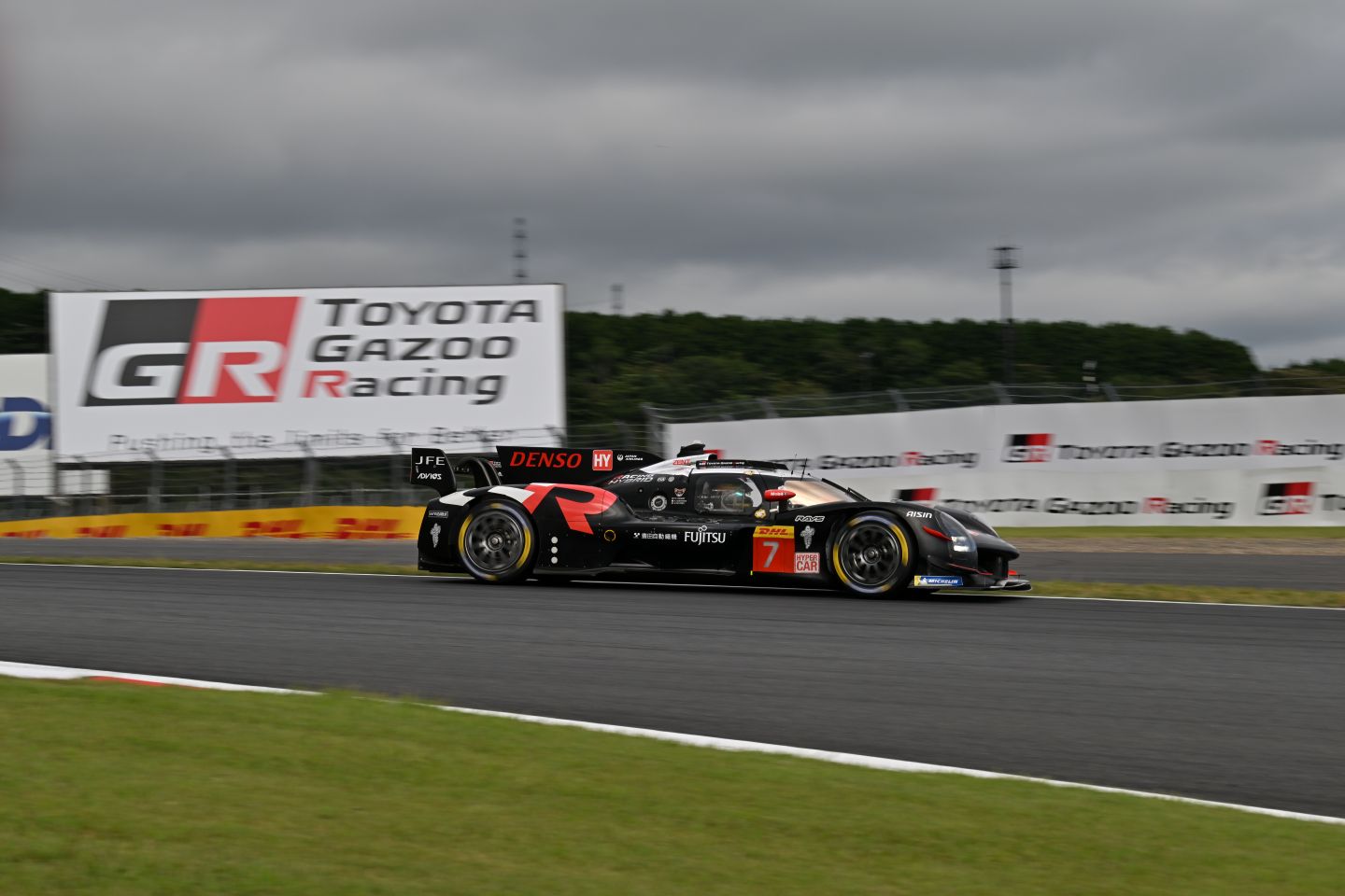 TOYOTA 株主優待引換券❣️FIA 世界耐久選手権　ペアチケット&駐車券❣️ TOYOTA GAZOO Racing 応援席 引換券 | FIA 世界耐久選手権 第7戦 富士6