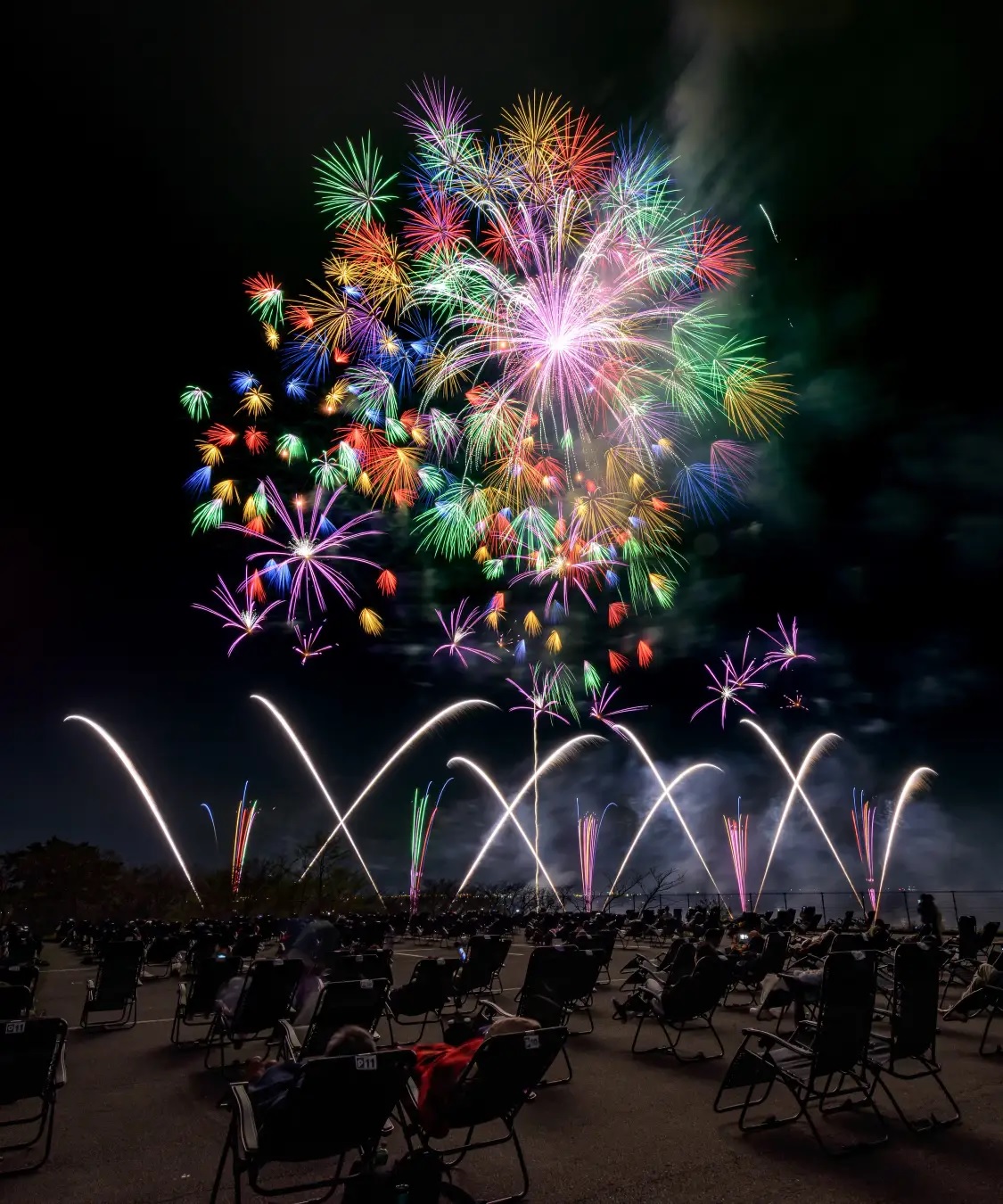 富士山花火vsスピードウェイ2026 本日より全国販売開始！ | ニュース