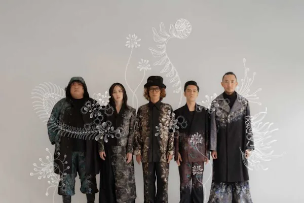 BARKSにインタビュー掲載