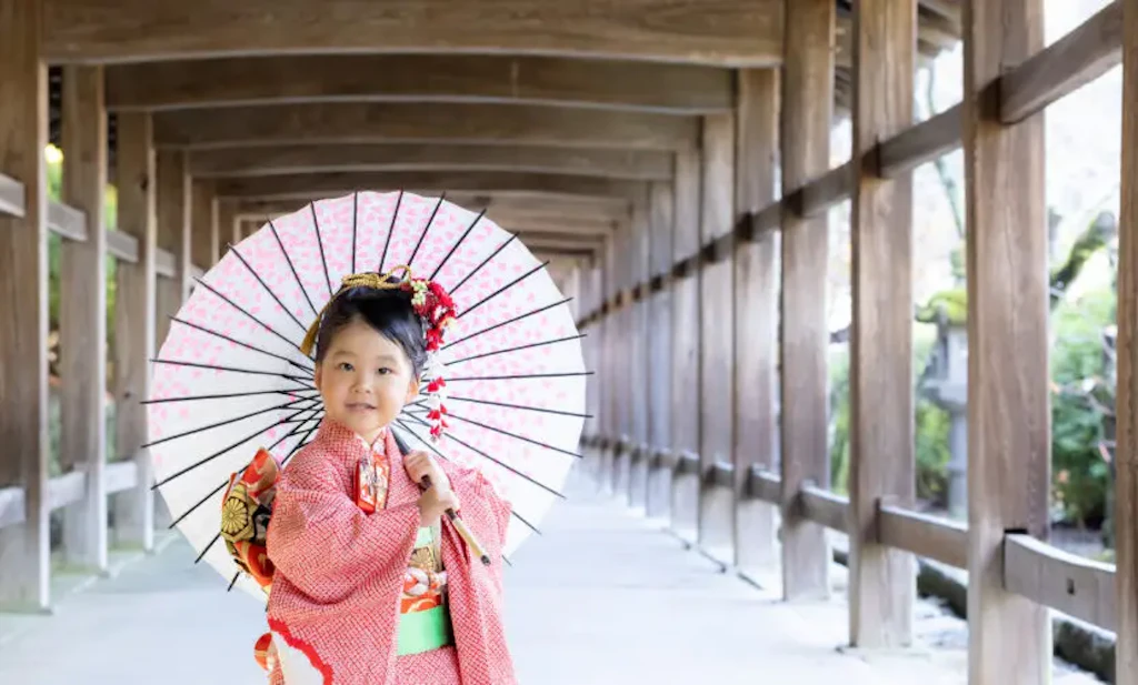 吉備津神社の回廊で叶えた七五三前撮り｜衣装の持ち込みもOK