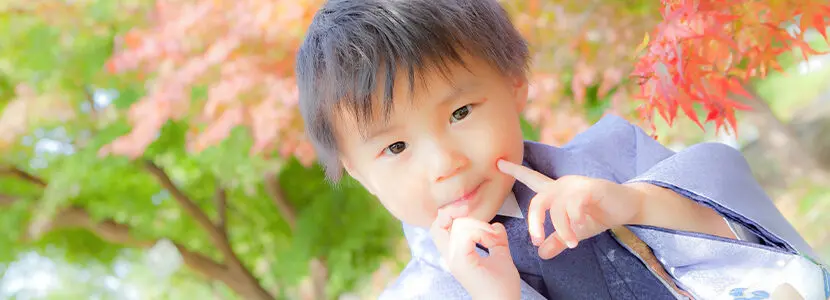 神社の特徴的をいかした１枚も残せる！！秋は紅葉も素敵なところ！