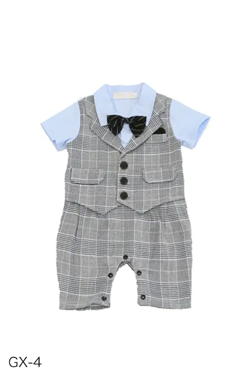 洋装 の衣装写真