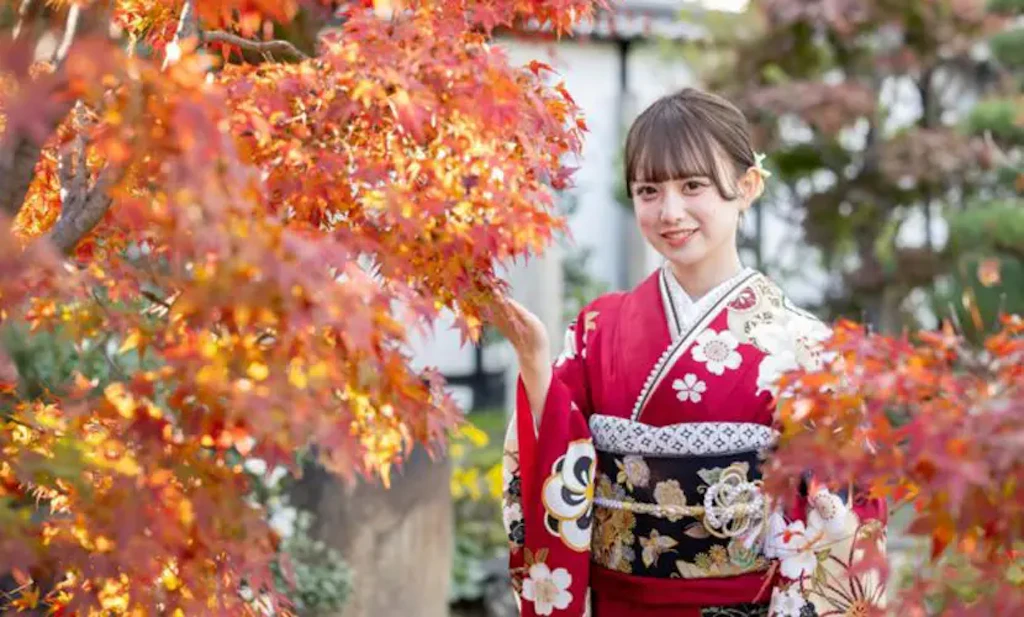岡山・倉敷美観地区で紅葉前撮り｜成人式の振袖ロケ撮影