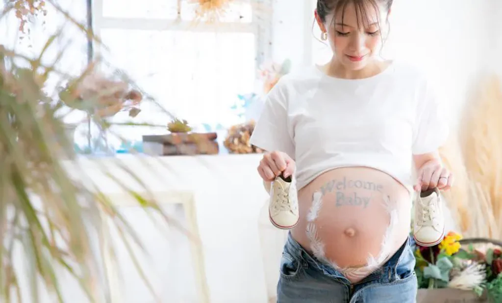 岡山のスタジオで撮るマタニティフォト｜家族写真も叶う撮影レポート