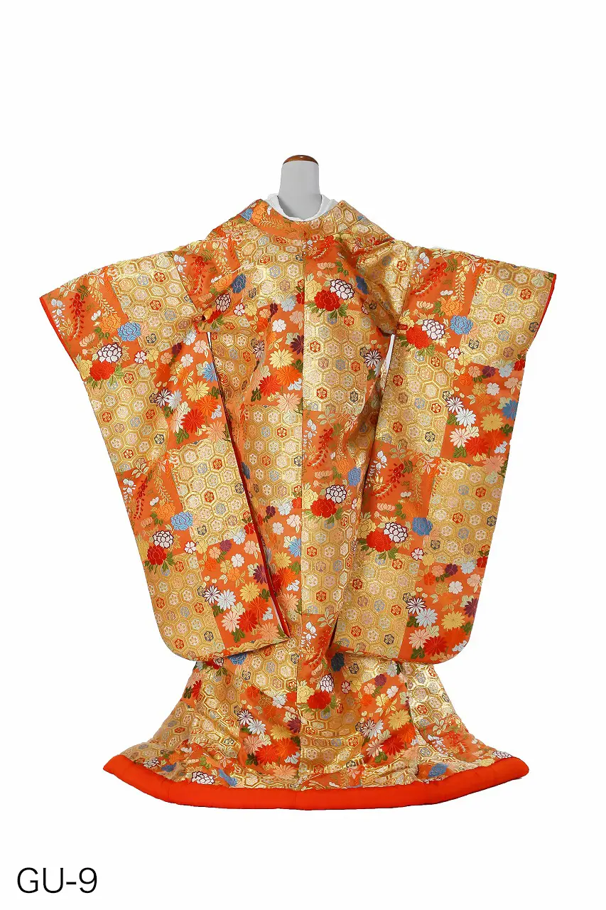 色打掛の衣装写真