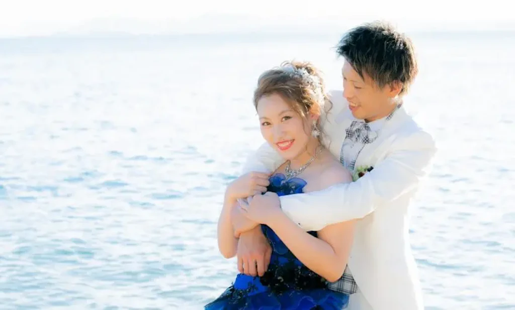 【岡山】結婚式の前撮りで人気！チャペルとおすすめカラードレス3選