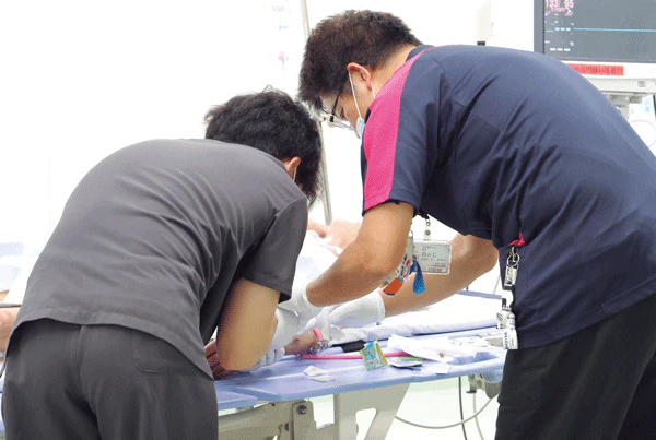 新たな業務に挑戦する救急救命士と臨床工学技士の思いとは