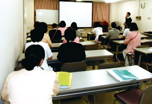 専門看護師・認定看護師を活用し地域全体の医療・看護の質の向上を