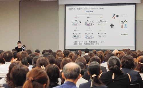 参加者は講師の話に熱心に耳を傾けており、医療DXについての関心の高さをうかがわせた