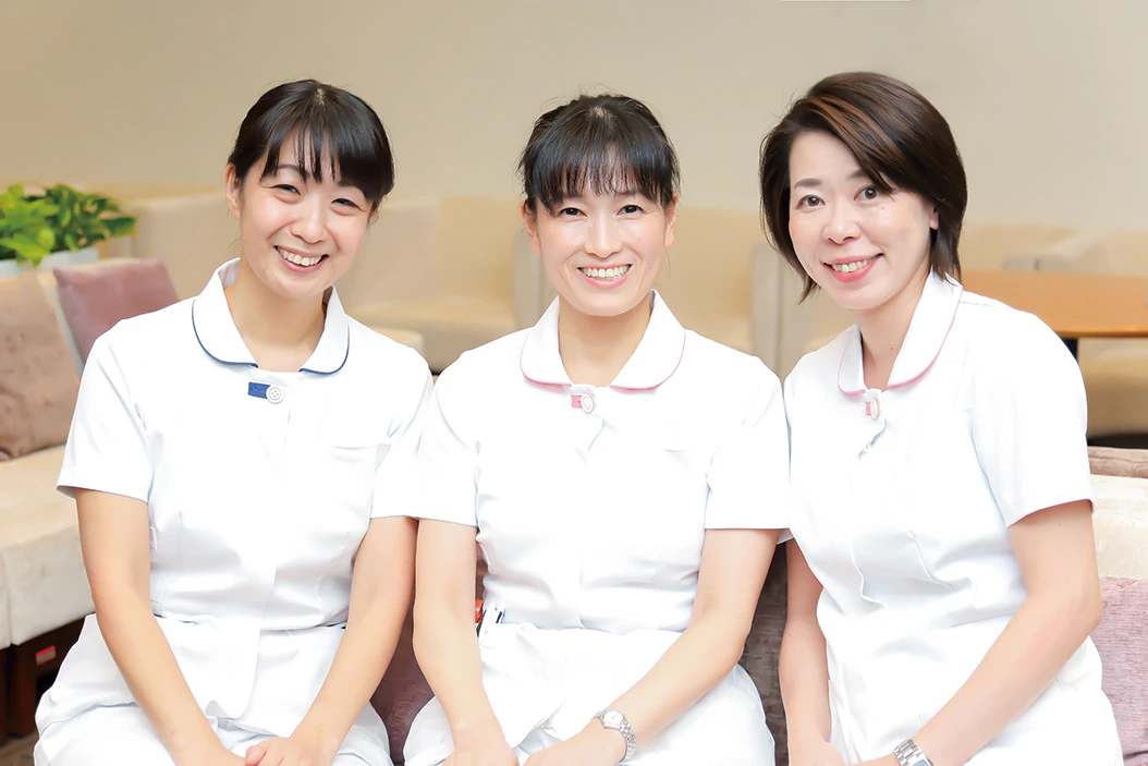 向上委員会のメンバーの写真