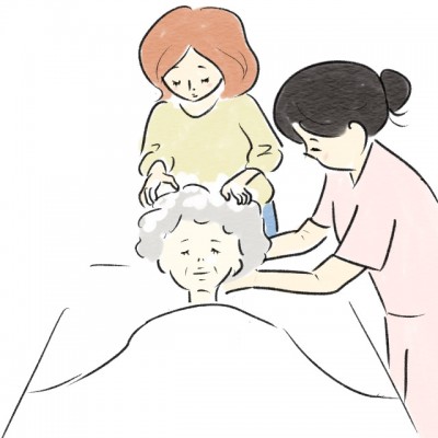 ご家族が洗髪しているイラスト