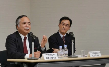 西間三馨先生(国立病院機構福岡病院 名誉院長) 足立 満先生(国際医療福祉大学教授 山王病院 アレルギー内科)の写真