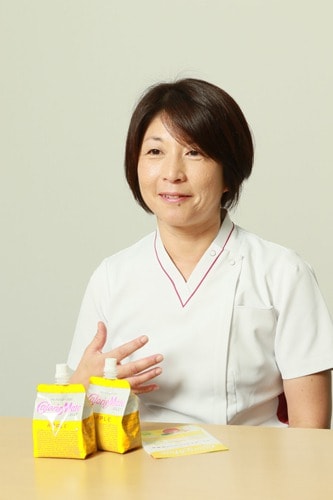 島田雅子さん福寿会 福岡クリニック(在宅療養支援診療所) 看護師長代理のインタビュー中の写真