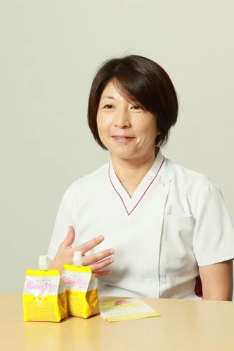 島田雅子さん福寿会 福岡クリニック(在宅療養支援診療所) 看護師長代理のインタビュー中の写真