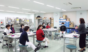 修了生を地域でバックアップし地域医療を支える看護師に