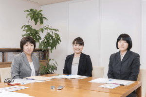金井 久子さん、佐野 加奈さん、根本 弘美さんの写真