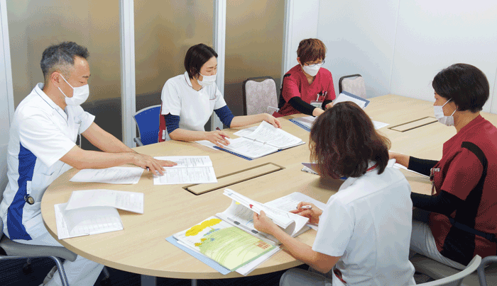ガイドラインおよび認定制度の整備を目指し繰り返されたプロジェクト会議