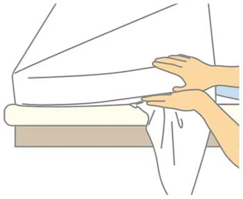 ベッドメイキング:シーツの三角折り4