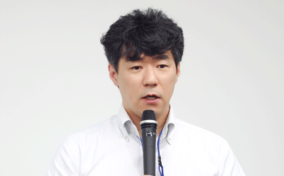 第4回のマナビバの様子。青柳智和さん(水戸済生会総合病院看護師特定行為研修室長)による「血圧が下がる前のショックを見抜くコツ3選!」など2題のセミナーと同会の活動の紹介などが行われ、若手から中堅までの