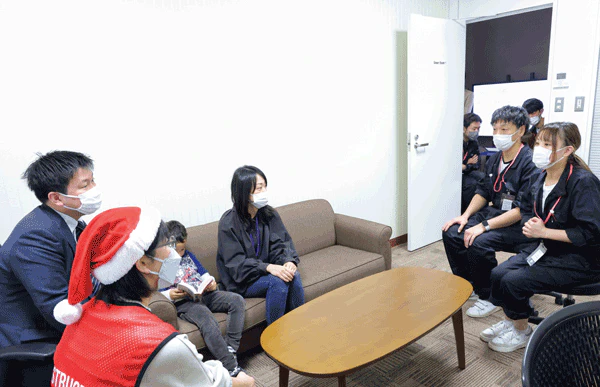 テーマ:医療安全神経障害を訴える患者、本人確認が難しい小児、病院の対応を疑う患者家族。それぞれにどう対応する?チーム/KMC ARE