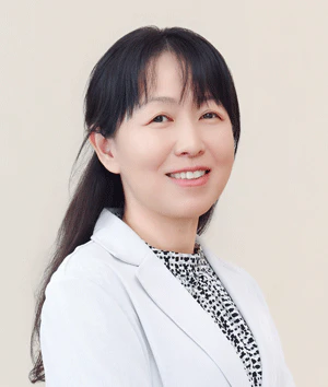 札幌医科大学附属病院 副院長・看護部長 團塚恵子先生