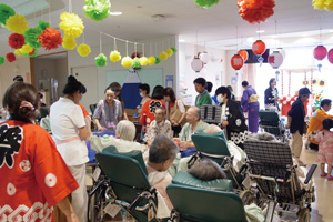 坂牧看護師が企画した「療養病棟の夏祭り」