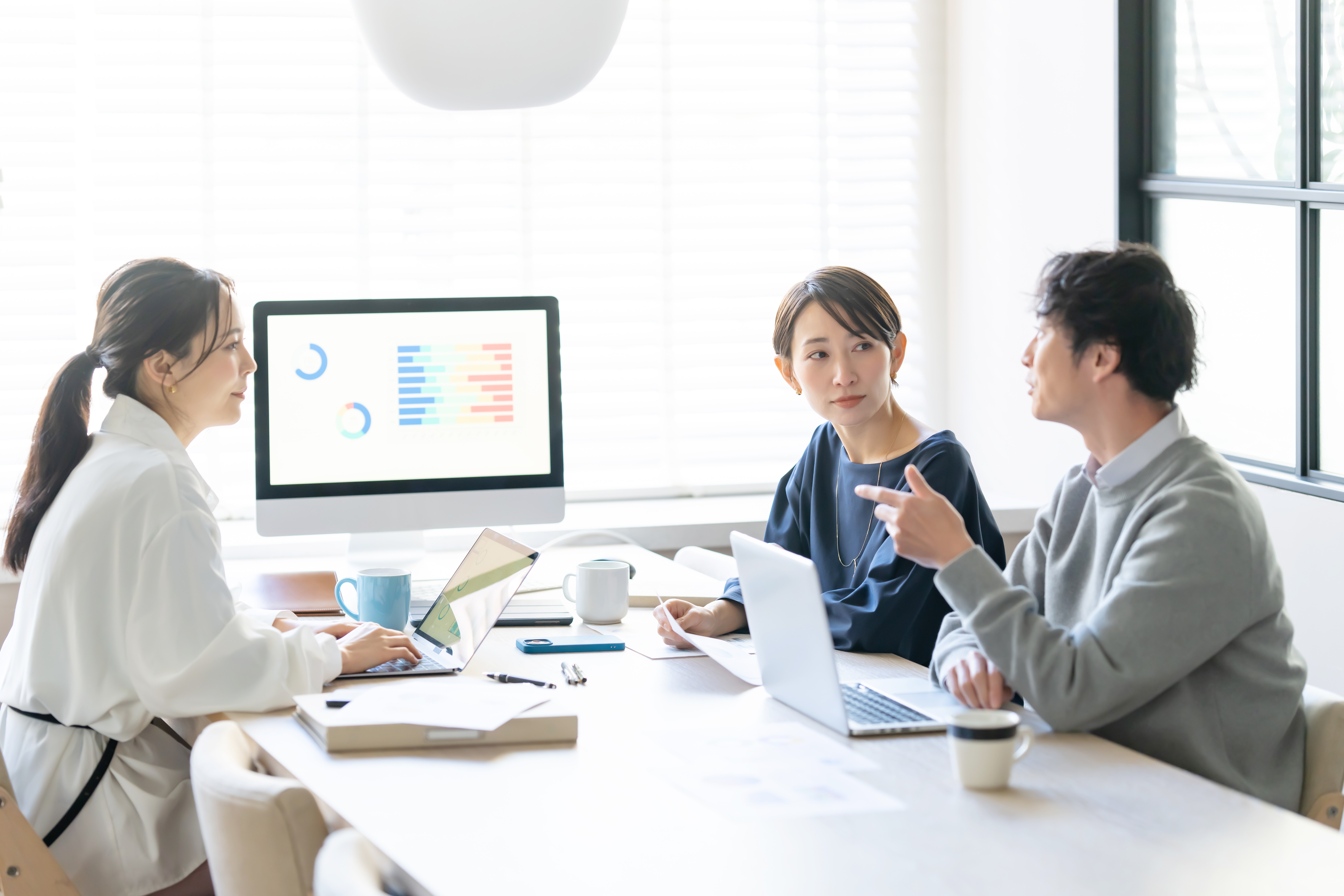 マーケティング事業部