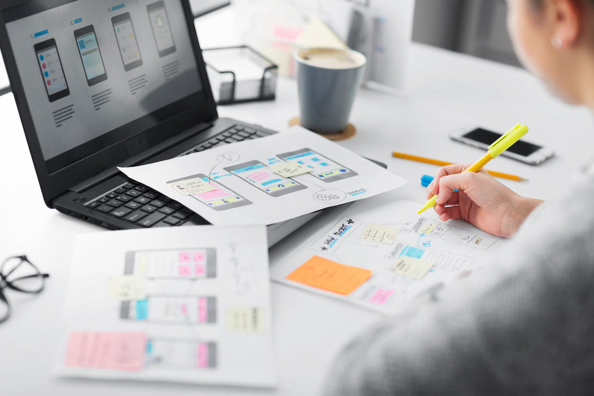 UIUXデザイン事業部