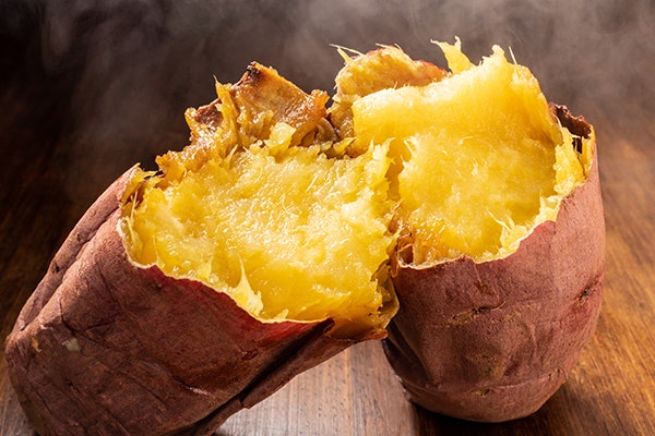 【11月の旬野菜】ホクホク派?ねっとり派?さつまいもの選び方や消費レシピも