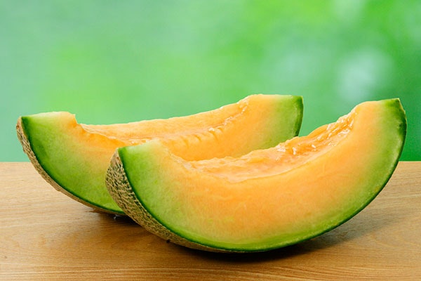 【6月の旬果物】濃厚な甘みが口いっぱい!ジューシーなメロン