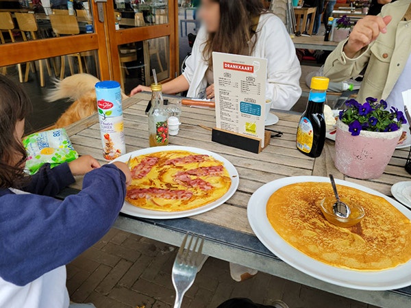 【オランダ子連れ旅】1ヶ月母子2人で海外旅行!いよいよ生活がスタート〜食べ物編〜