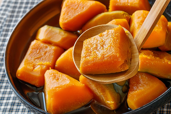 【10月の旬野菜】ハロウィンにもぴったり!実は低カロリーで美肌の味方「カボチャ」