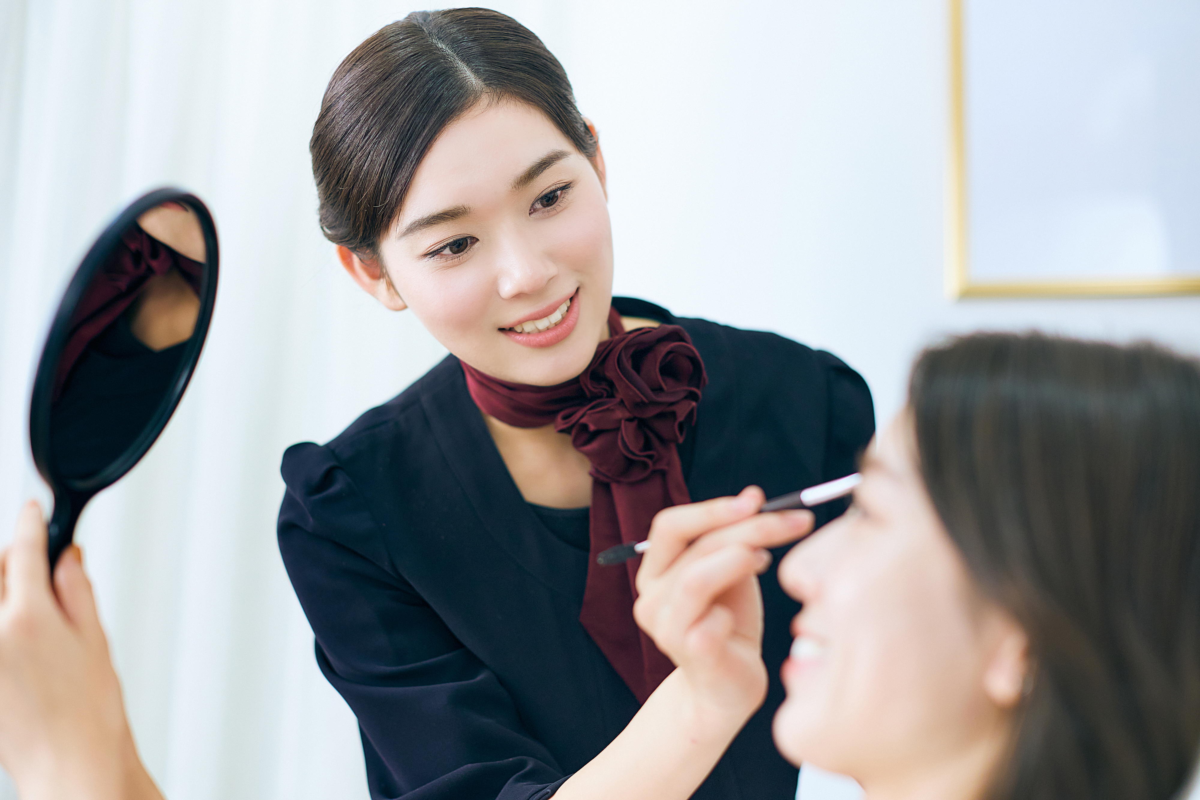 ピアス株式会社メイン