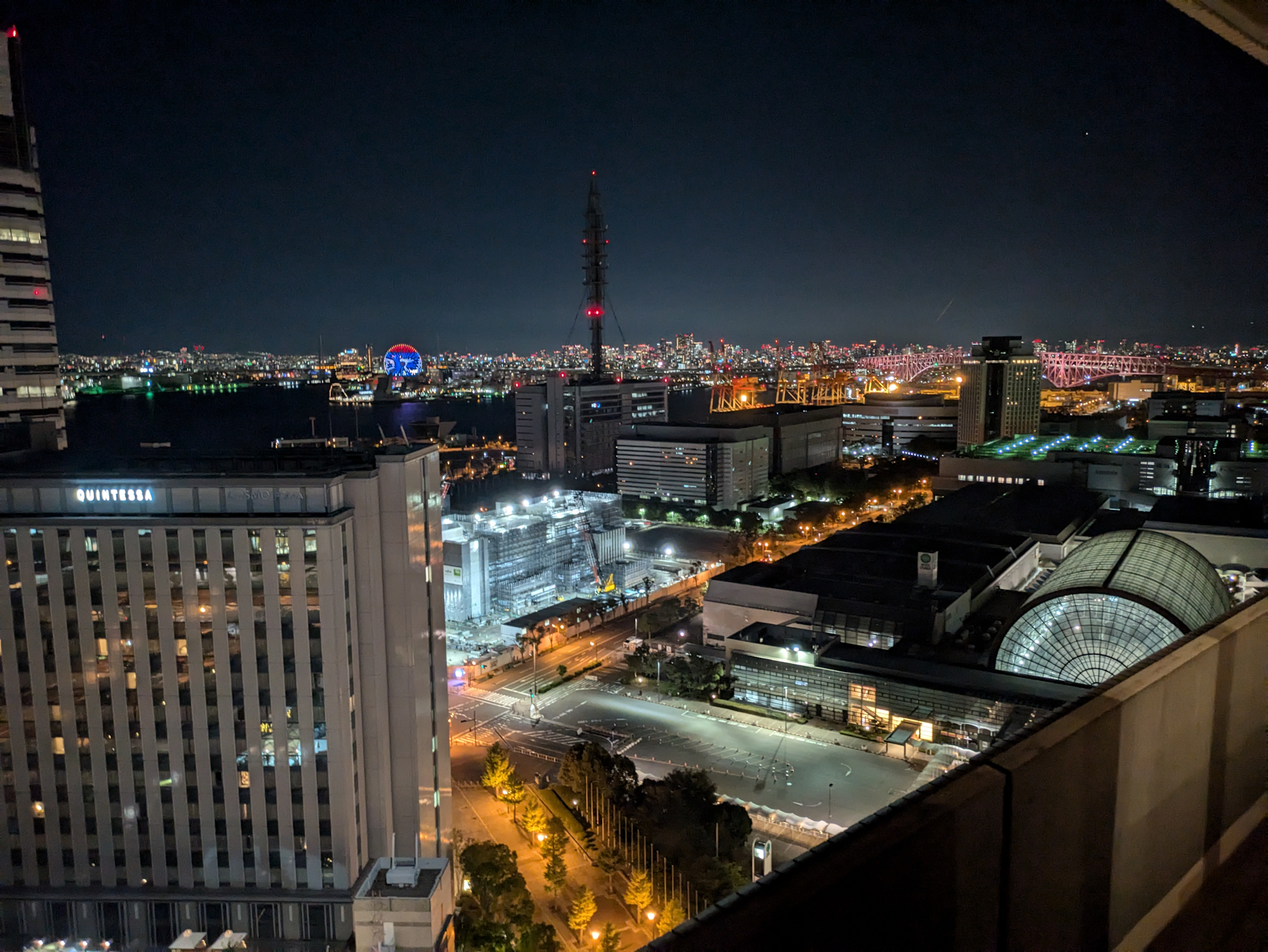 ホテルから見える夜景